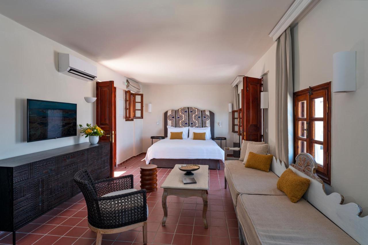 Maris Lindos Suites & Apartments Exteriér fotografie