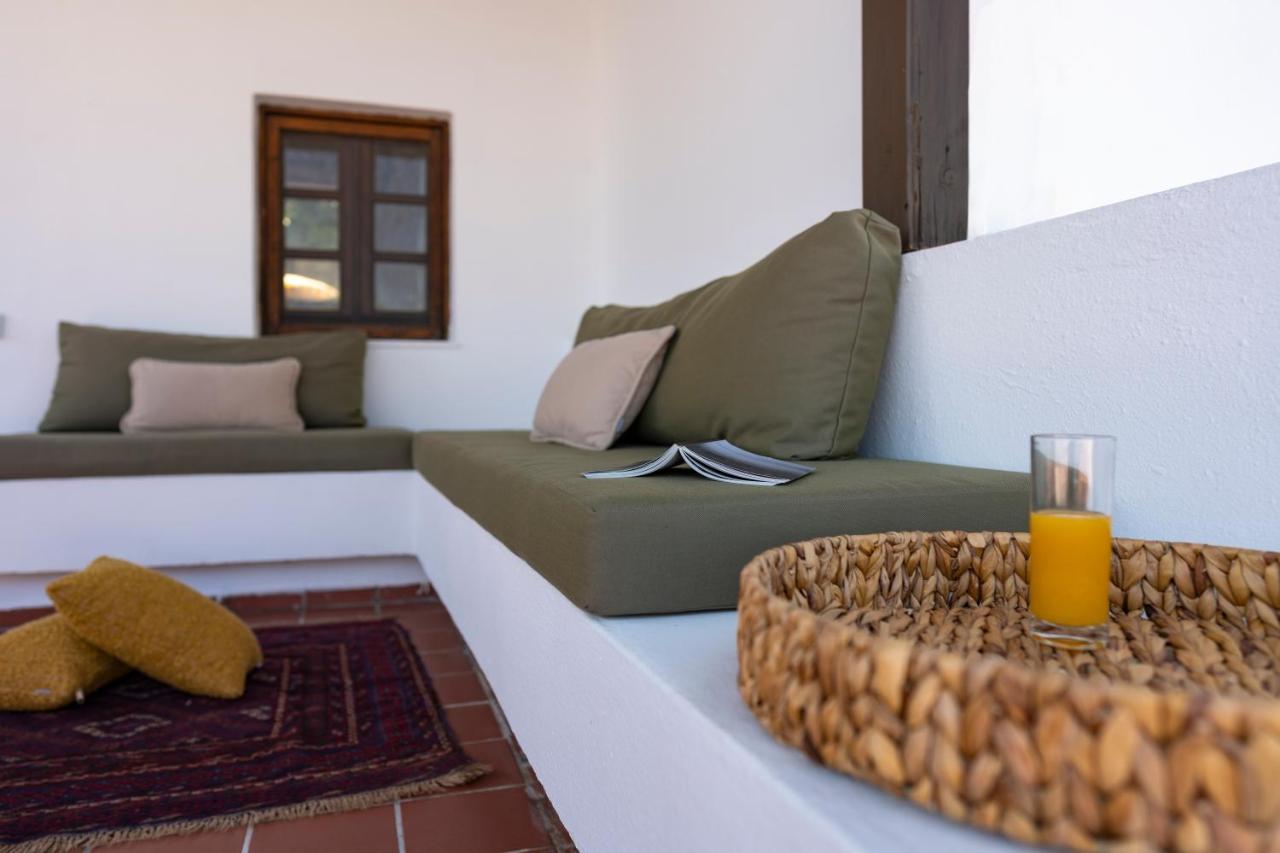 Maris Lindos Suites & Apartments Exteriér fotografie