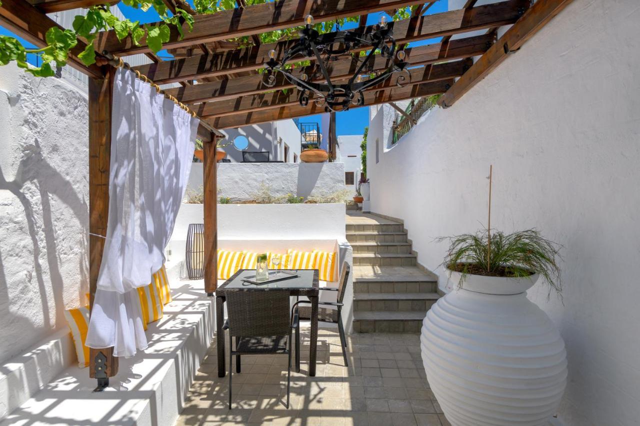 Maris Lindos Suites & Apartments Exteriér fotografie